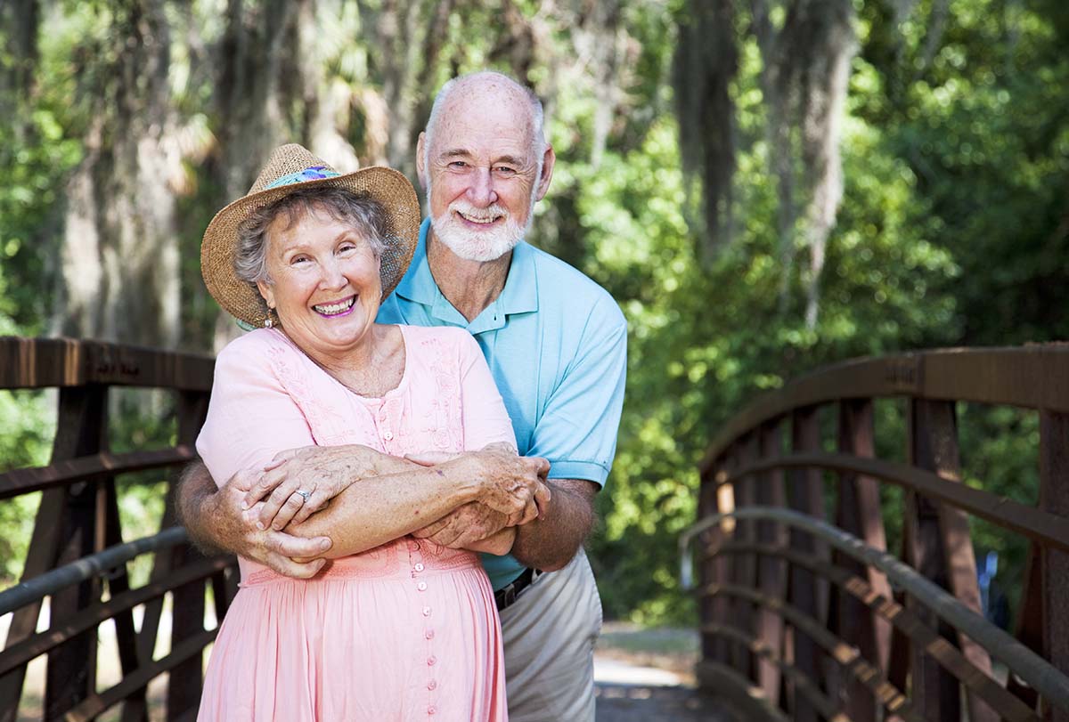 couple experiencing the benefits of a senior living community